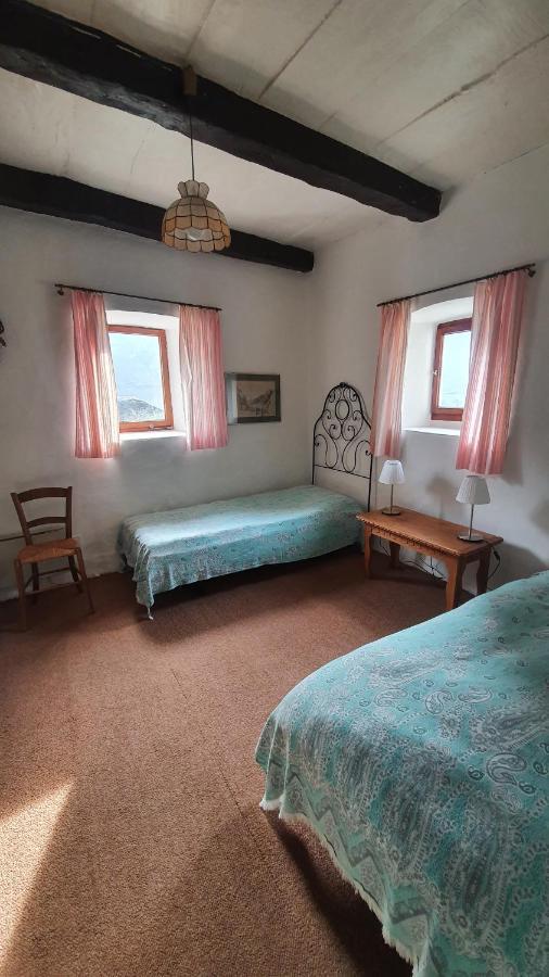 Rustico Pult Ferienhaus Someo
